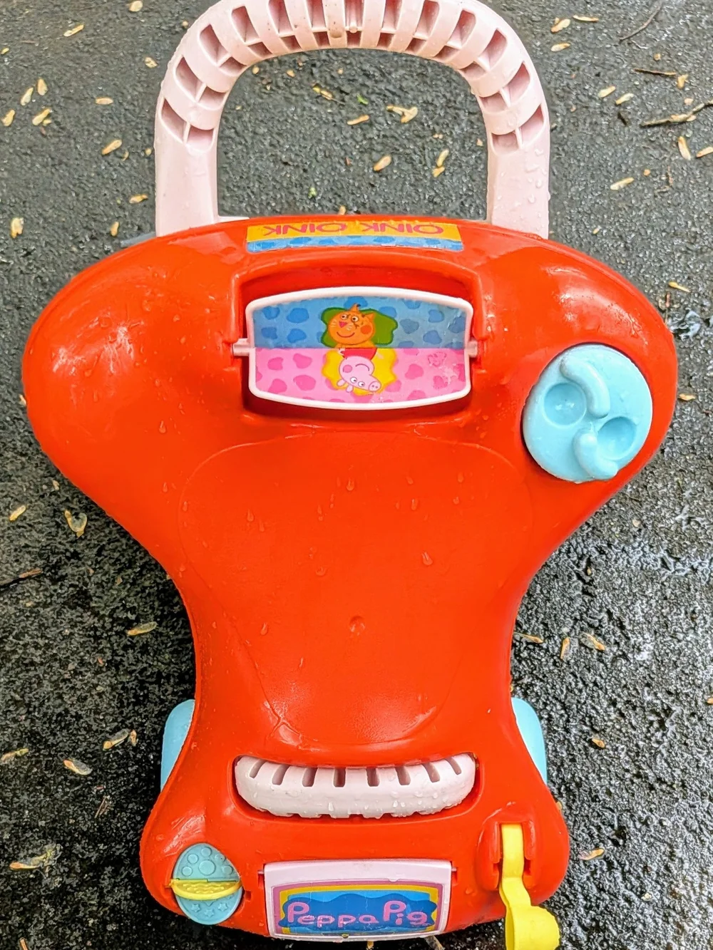 Red Kids Ride-On Toy with White Handle Peppa Pig 🐷